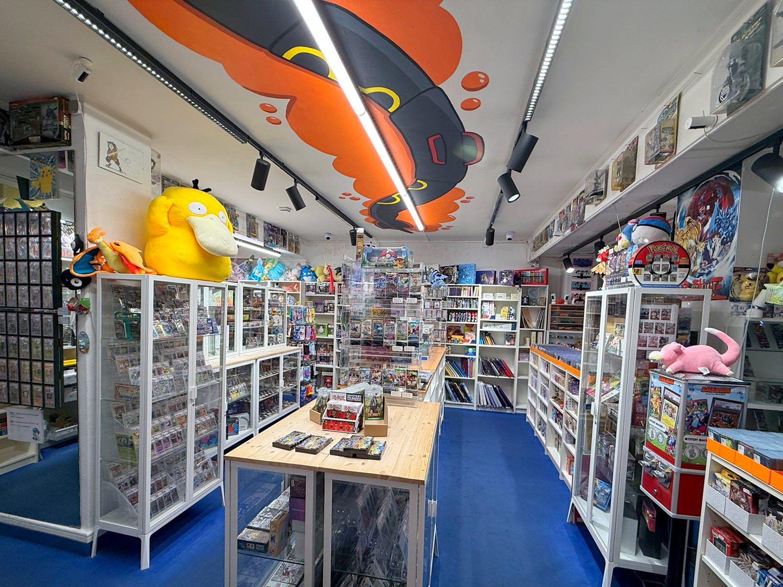 AMAZINGTOYS® Store, Blick vom Eingang in den Laden (2026)