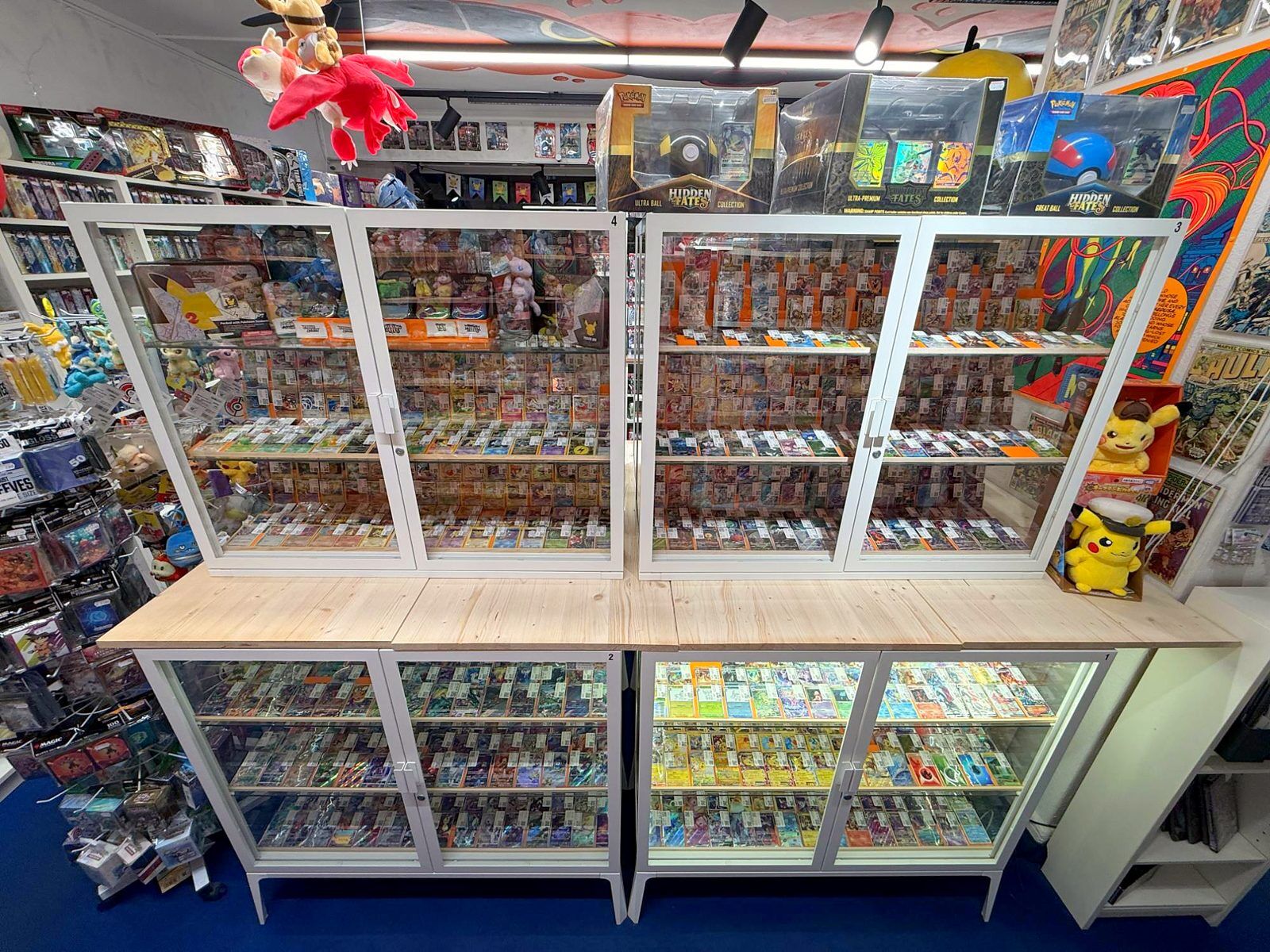 AMAZINGTOYS® Store, Vitrinen mit Sammelkarten (2026)