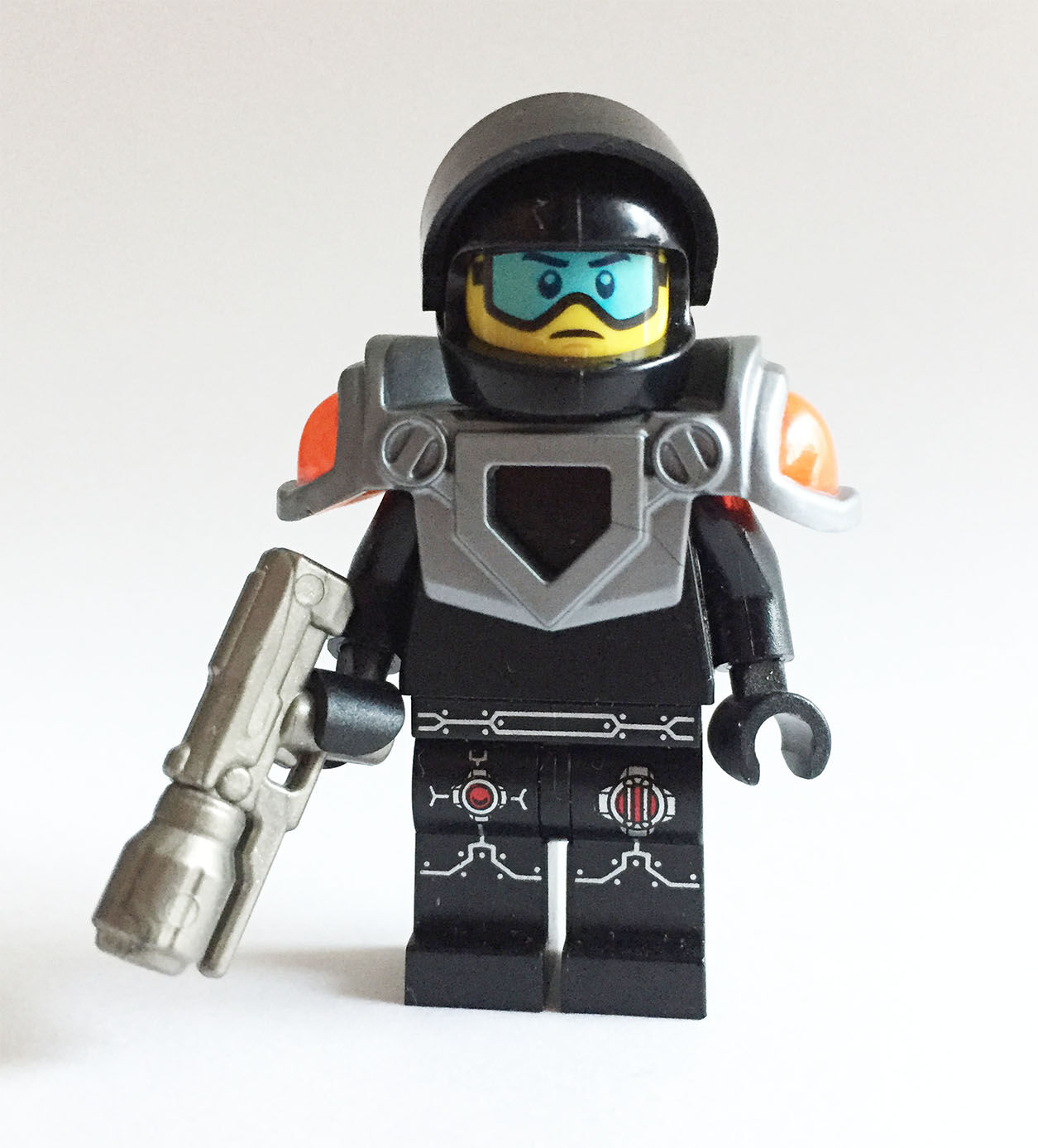 lego_minifigur_pr_omar_hawk LEGO Minifigur Omar Hawk (Perry Rhodan)