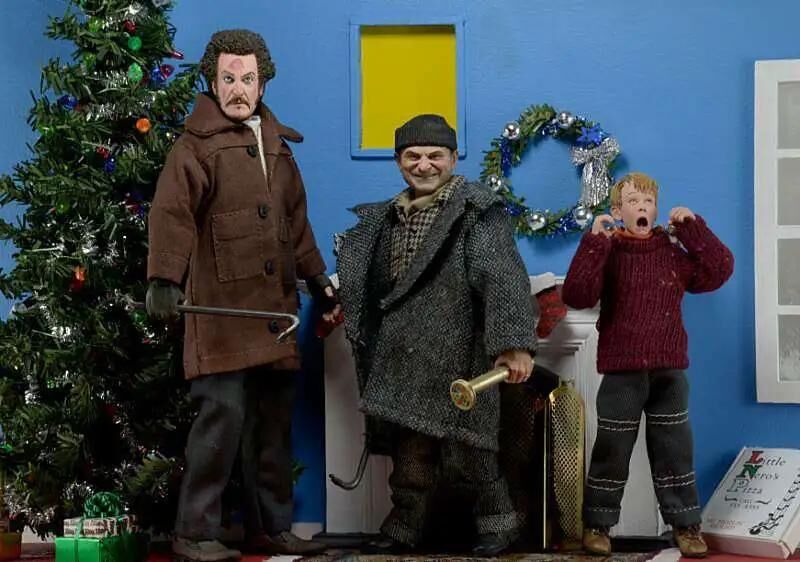 NECA Home Alone Kevin Retro Action Figure