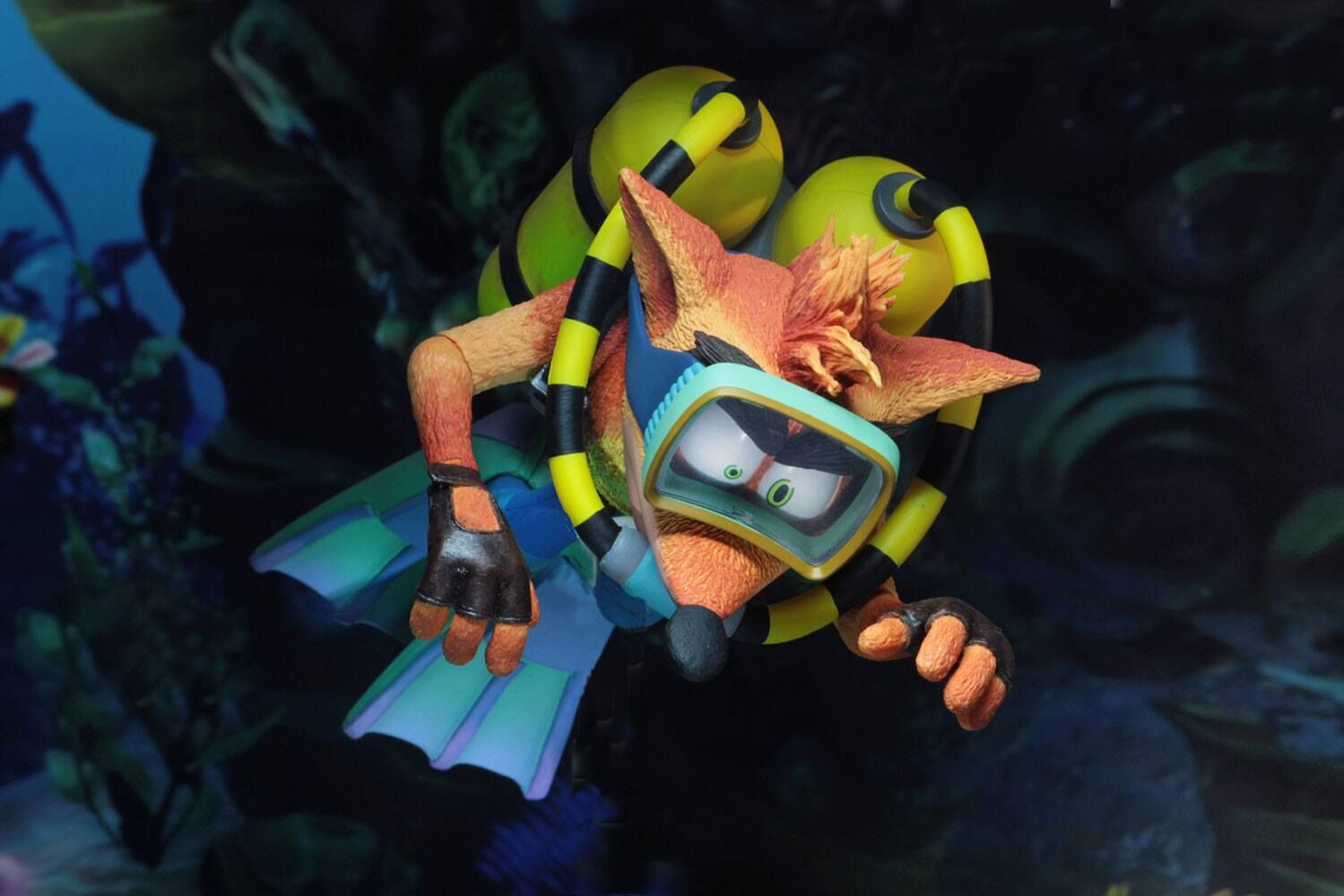 Crash Bandicoot Deluxe Actionfigur Scuba Crash 14 cm