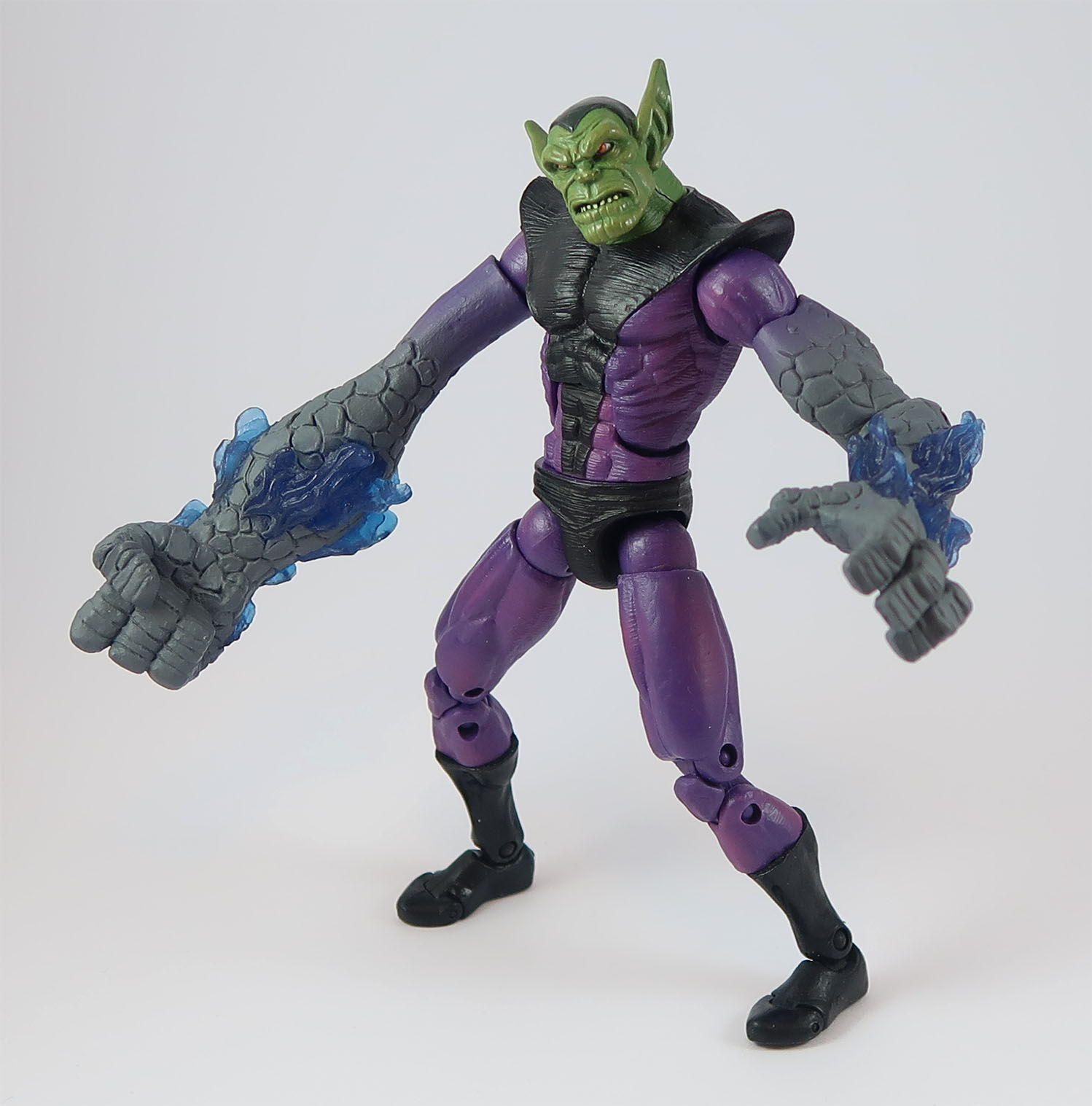 super-skrull_actionfigur_front Super Skrull Actionfigur Marvel