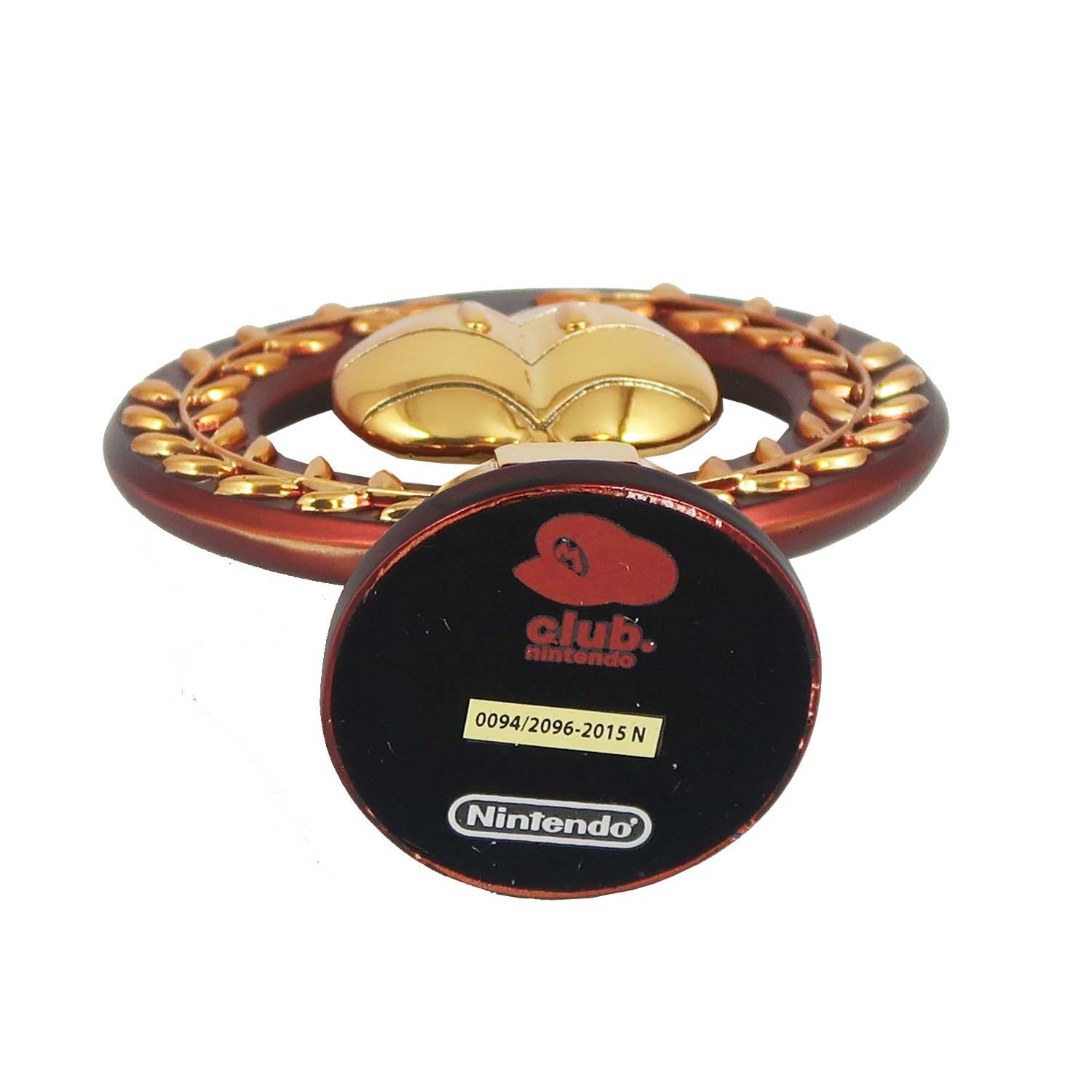 Mario Kart 7 Blatt-Cup Trophäe - Club Nintendo Statue