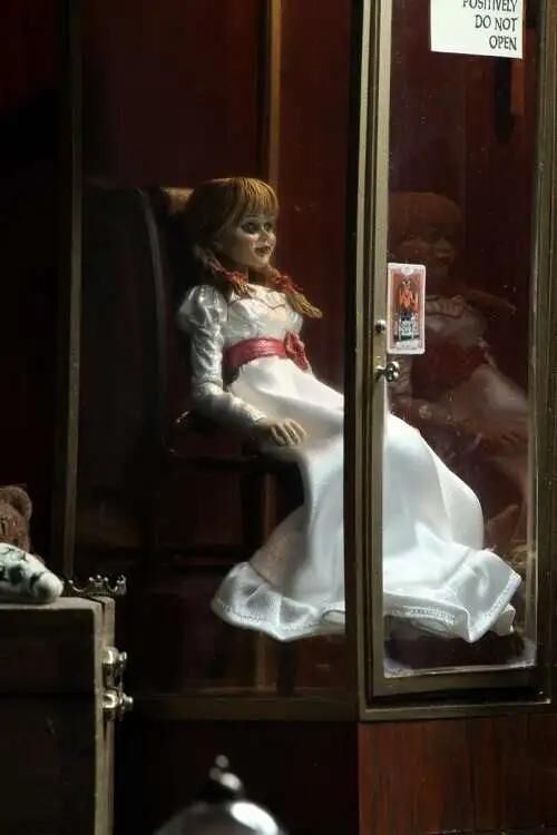 NECA The Conjuring Universe Annabelle Action Figure [Ultimate Version]