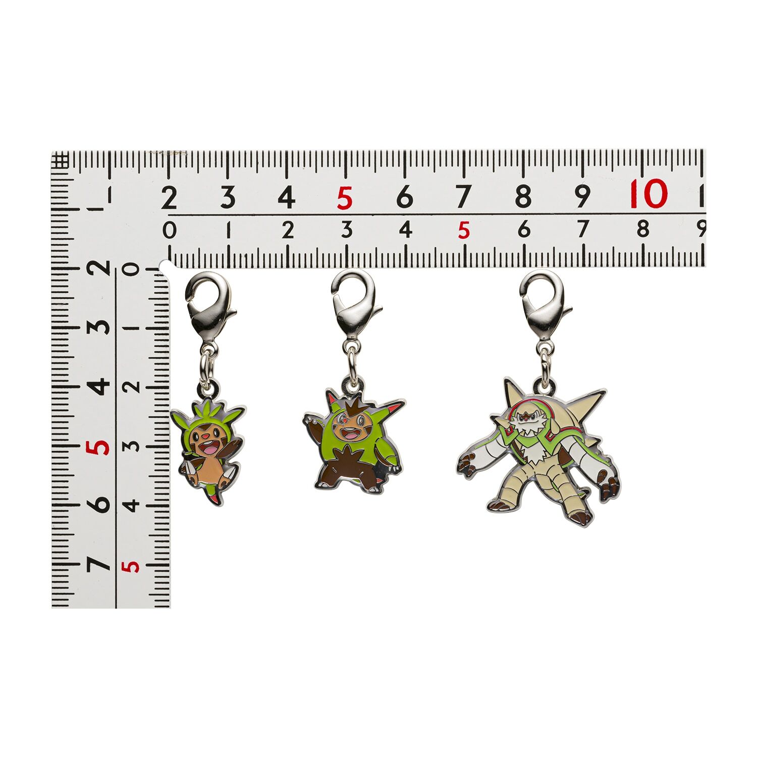 Pokemon Center - Chespin, Quilladin, Chesnaught Schlüsselanhänger - 3 Stück
