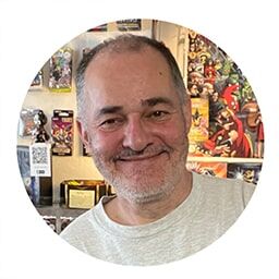Thomas Sr. (Captain Collector)