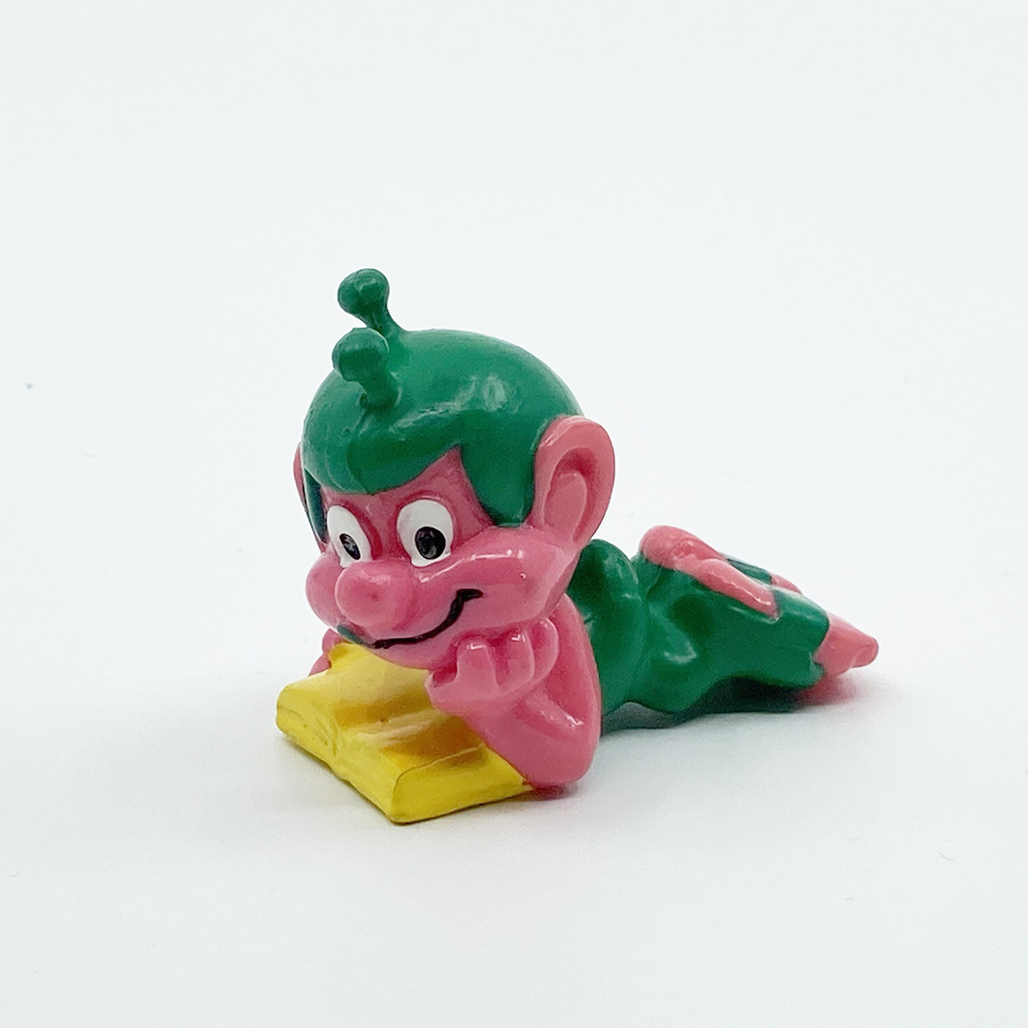 a1-005 Buch-Snik PVC Figur