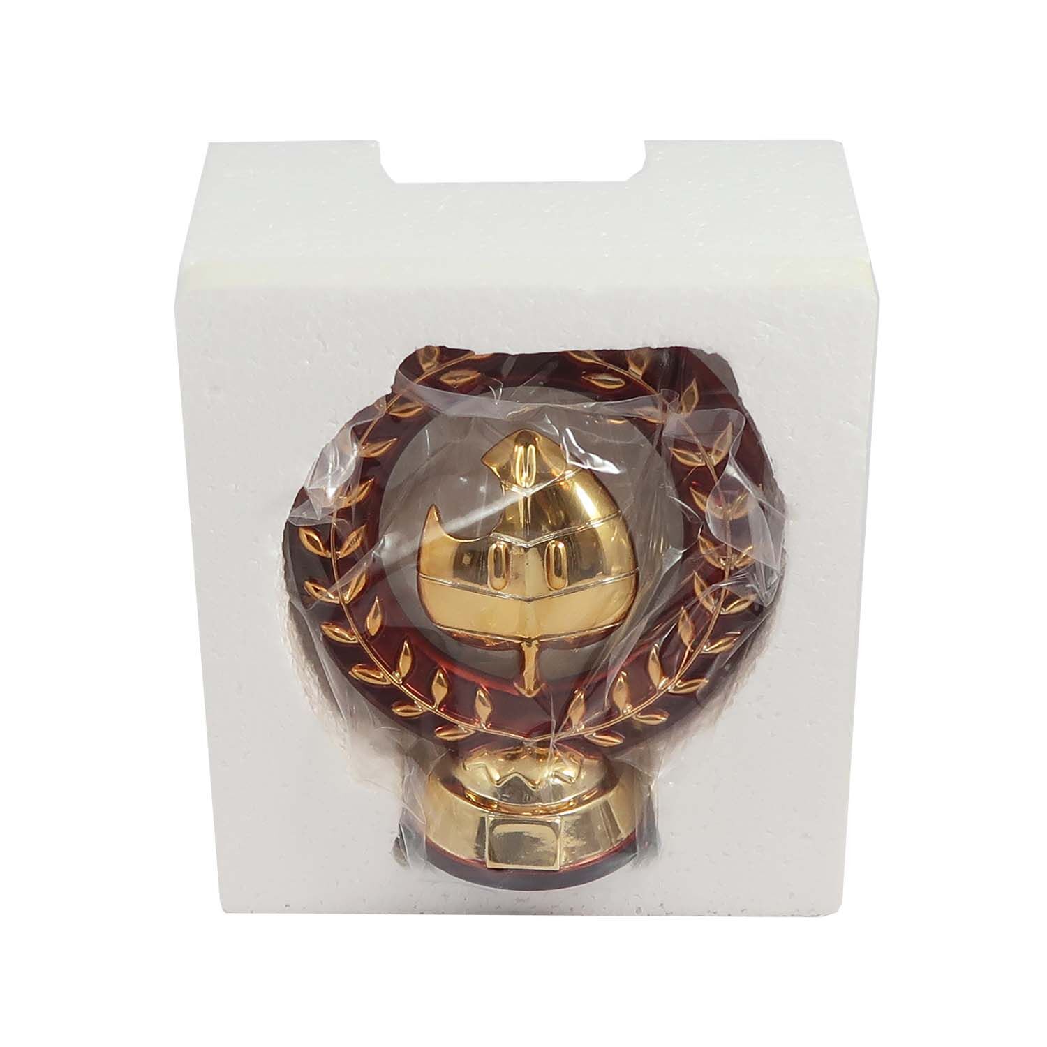 Mario Kart 7 Blatt-Cup Trophäe - Club Nintendo Statue