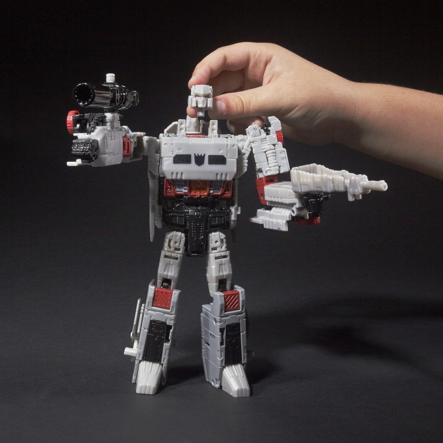 Transformers Generations Titans Return Doomshot & G1 Megatron Voyager Action Figure