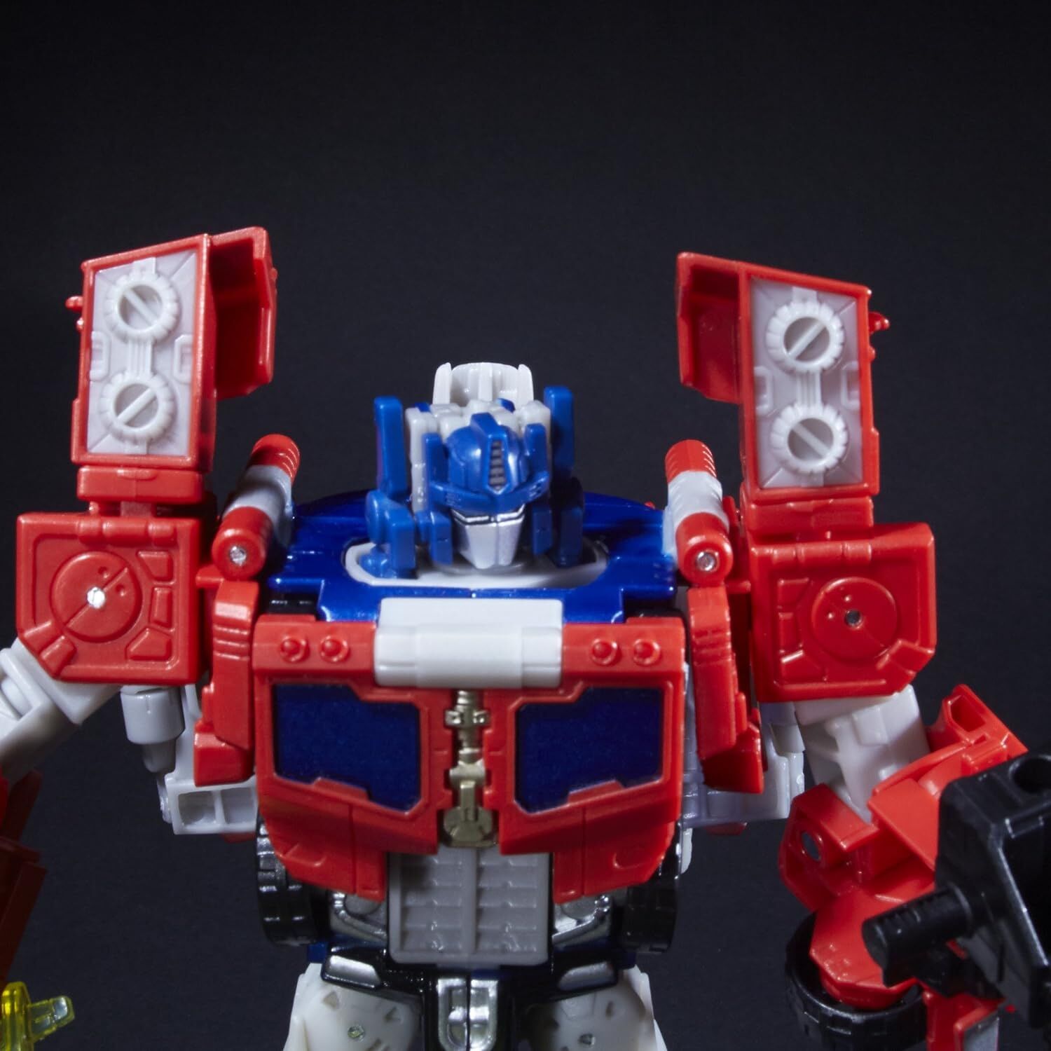 Transformers Generations Titans Return Diac & G2 Optimus Prime Voyager Action Figure