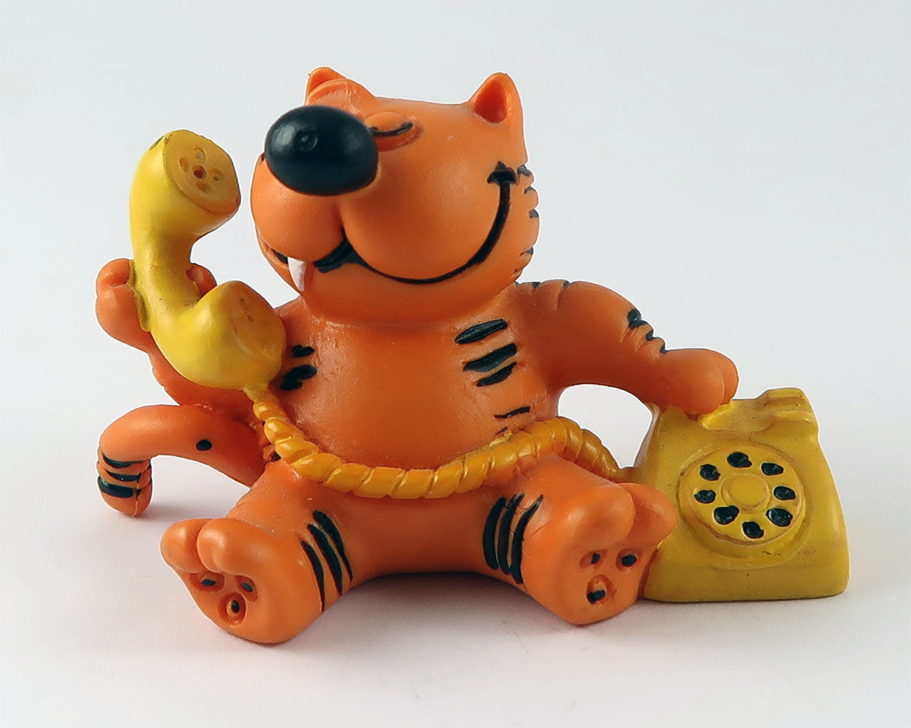 heathcliff_am_telefon_front Heathcliff PVC Figur