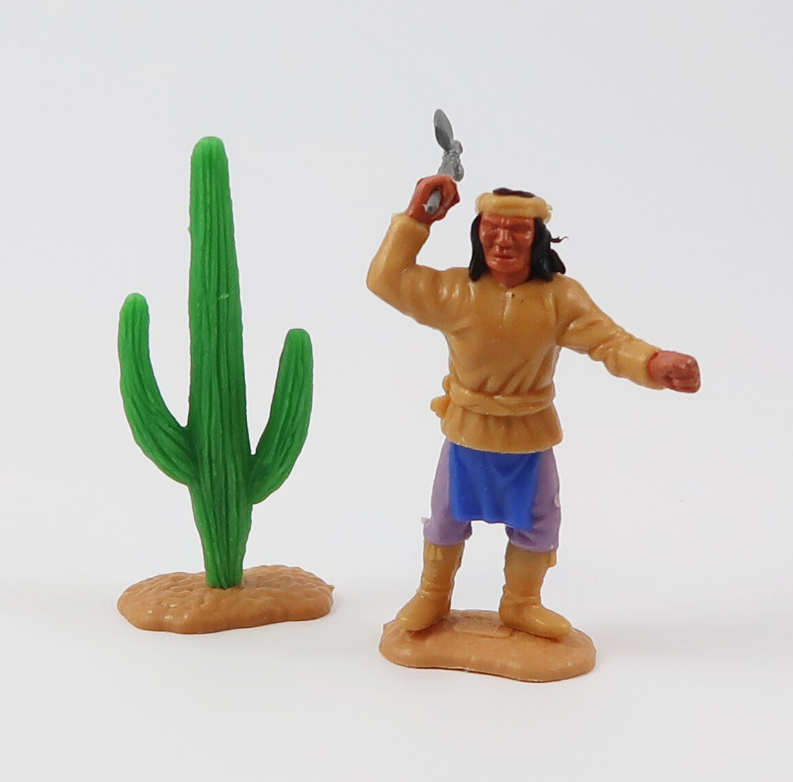 Timpo Apache mit Kaktus