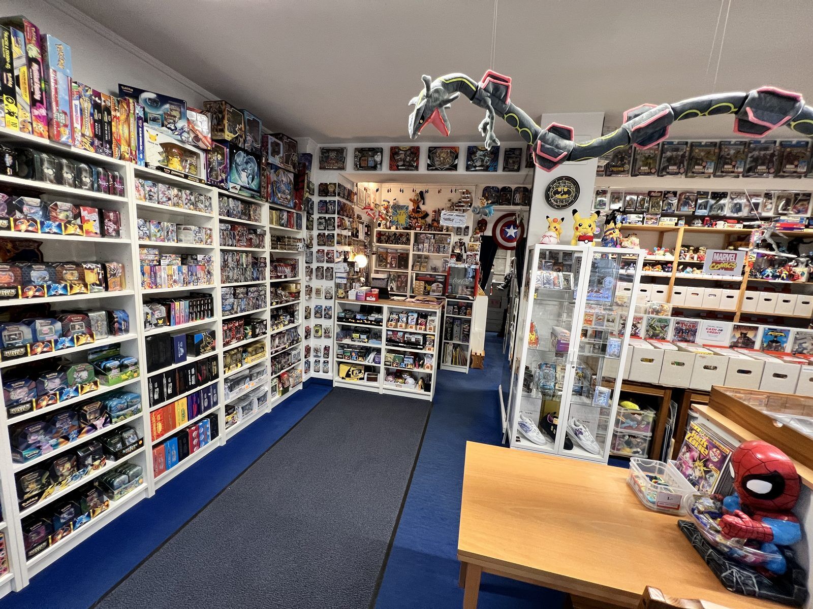 AMAZINGTOYS® Store, Blick in den Laden (2023)