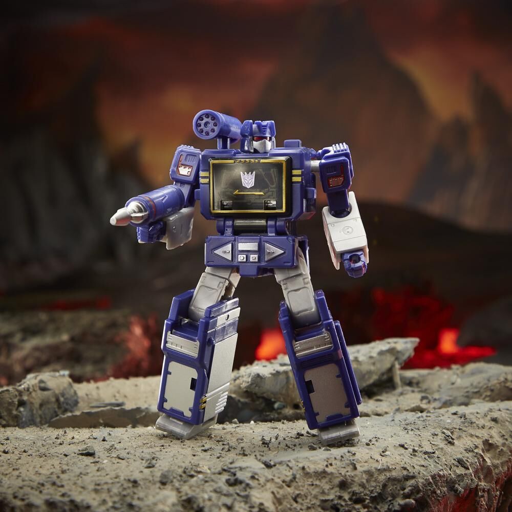 Soundwave Transformers Generations War for Cybertron: Kingdom Core-Klasse WFC-K21 Action-Figur