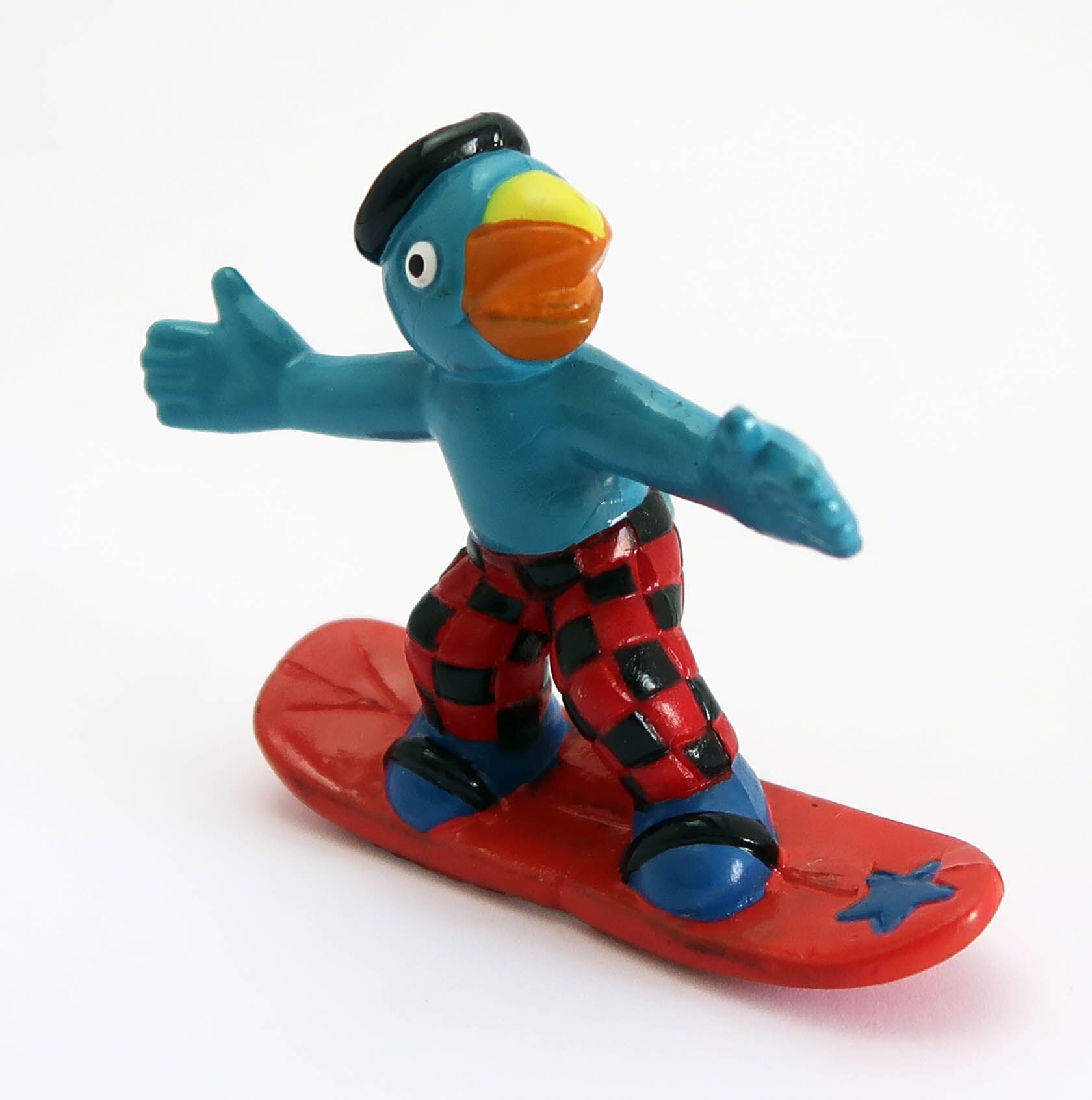 globi_auf_surfbrett_front Globi Surfer PVC Figur