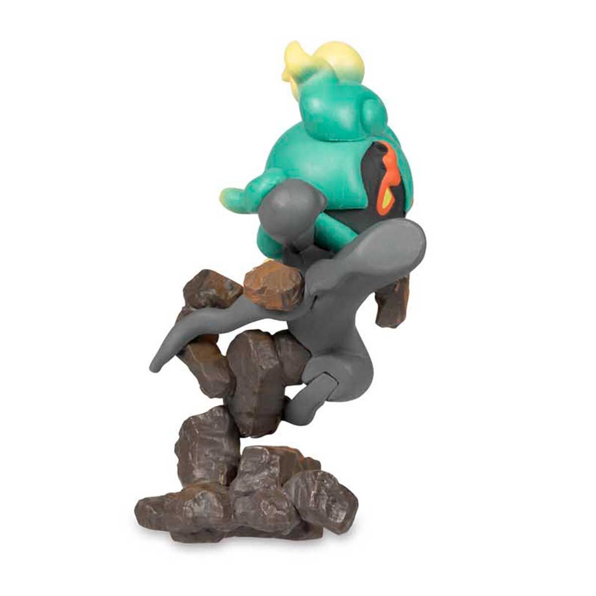Pokémon Marshadow Figure Collection Box - EN