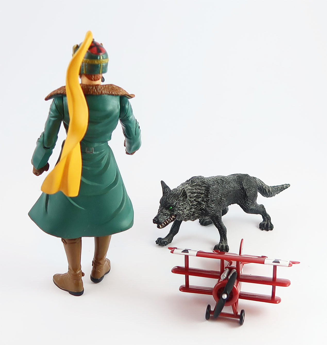 enemy_ace_actionfigur_hinten