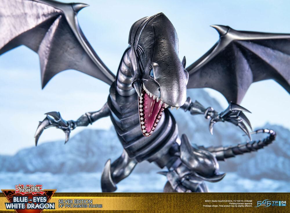 Yu-Gi-Oh! - Blue-Eyes White Dragon Silver Edition Statue