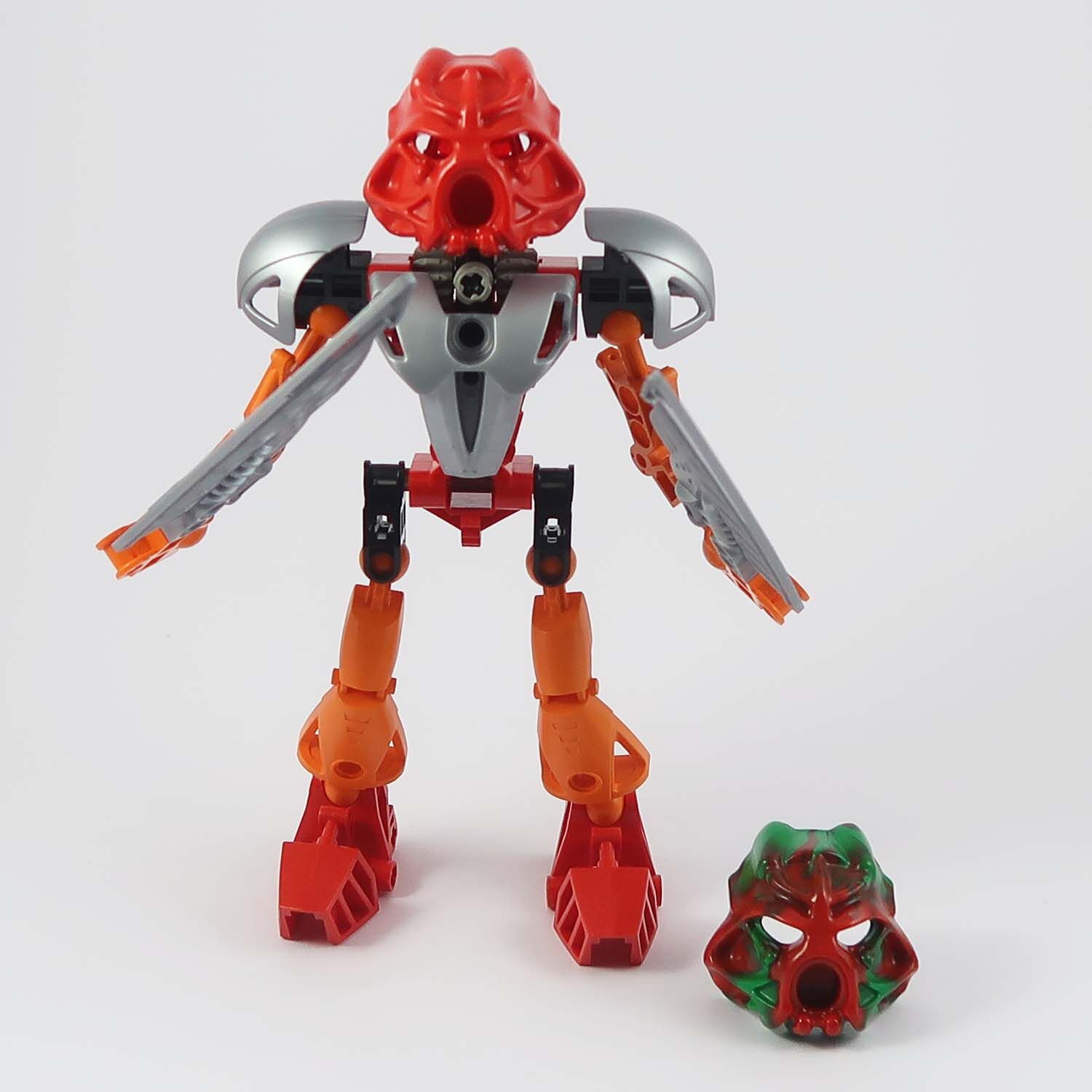 LEGO Bionicle - Toa Tahu Nuva (8572) LEGO Bionicle - Toa Tahu Nuva (8572)