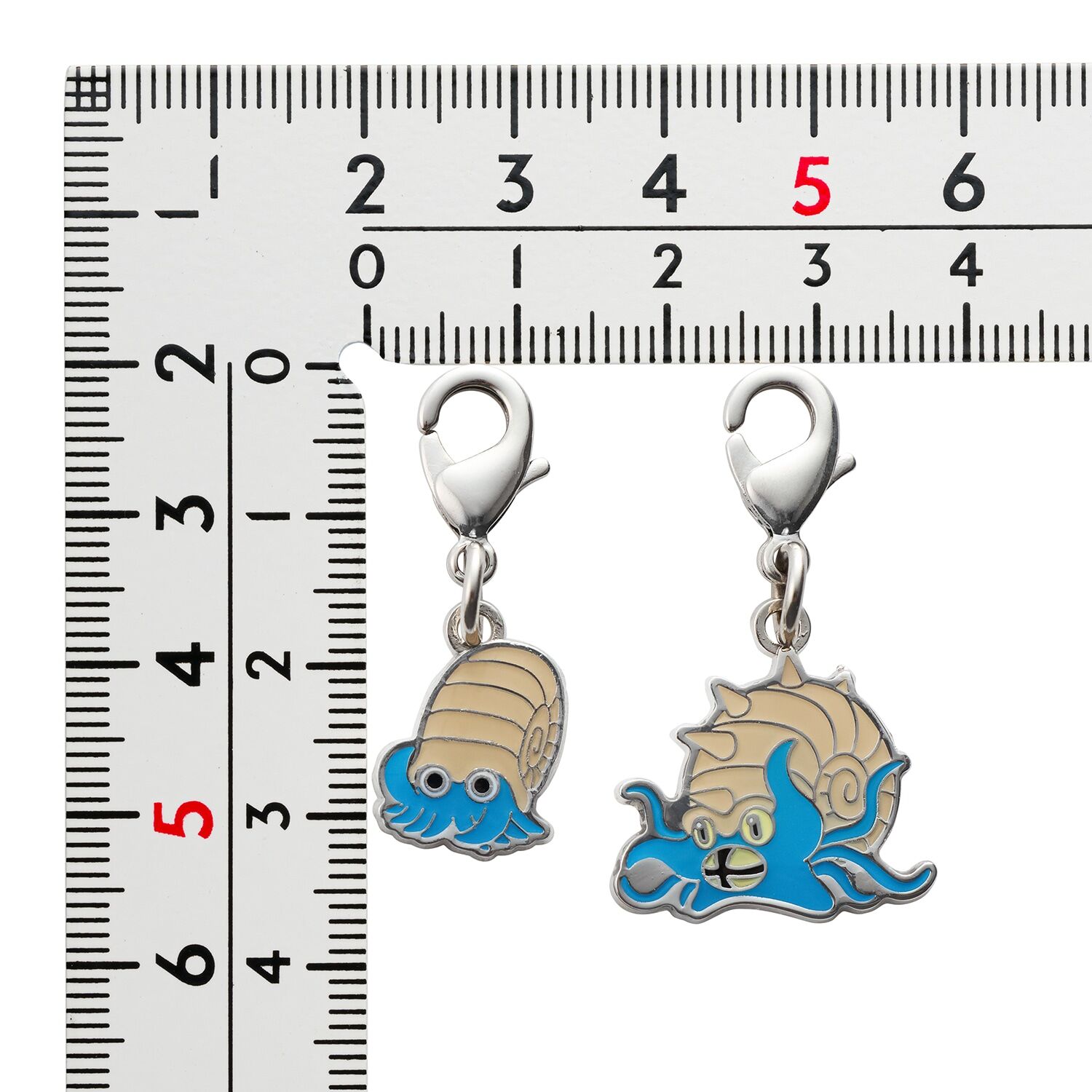 Pokemon Center - Omanyte & Omastar Schlüsselanhänger - 2 Stück