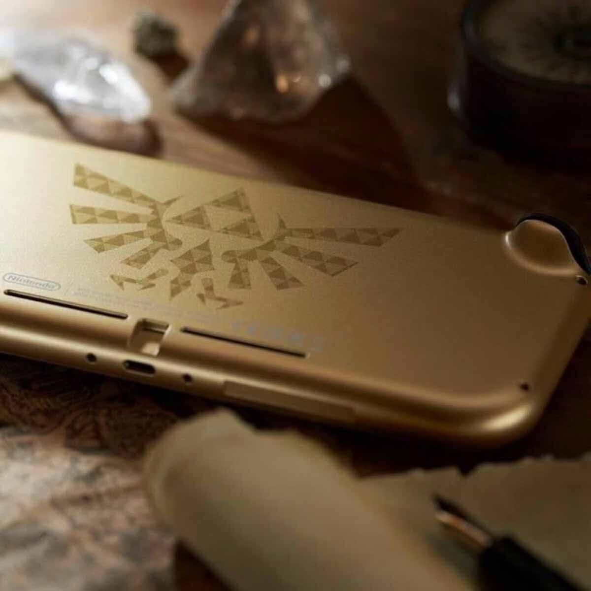 Nintendo Switch Lite Zelda Hyrule Edition - Nintendo Switch Nintendo Switch Lite Zelda Hyrule Edition - Nintendo Switch