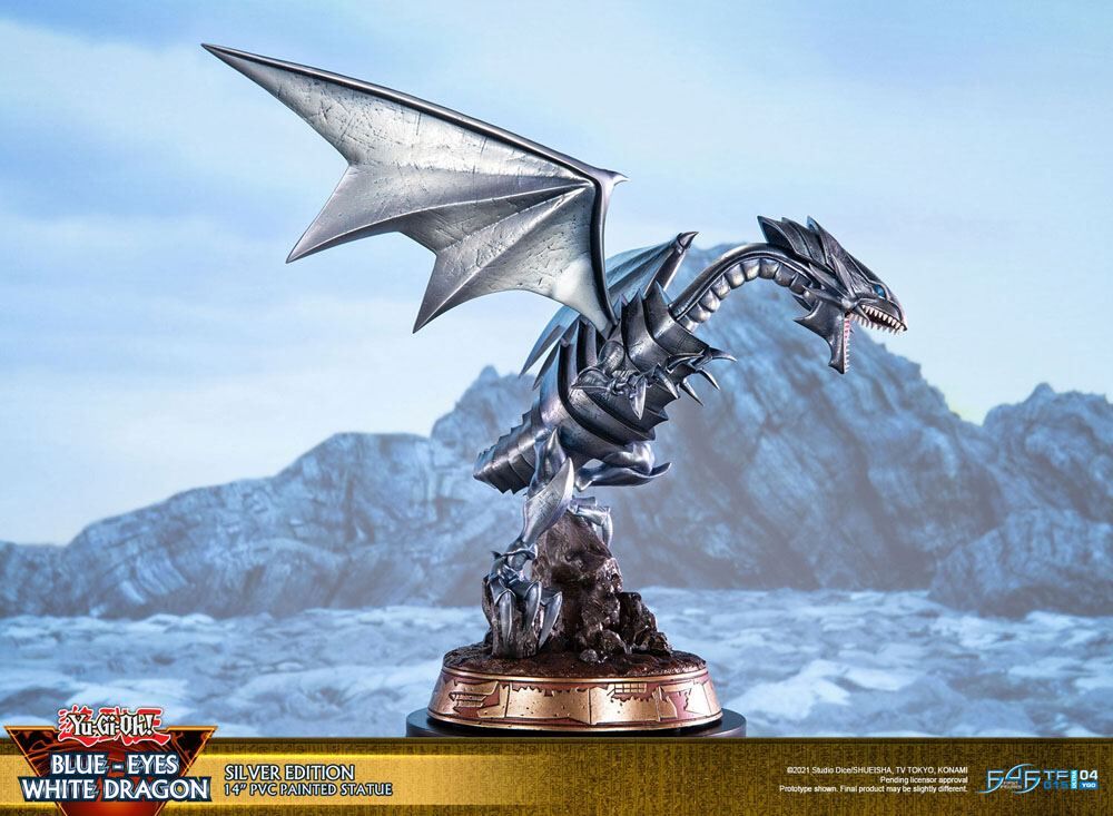 Yu-Gi-Oh! - Blue-Eyes White Dragon Silver Edition Statue