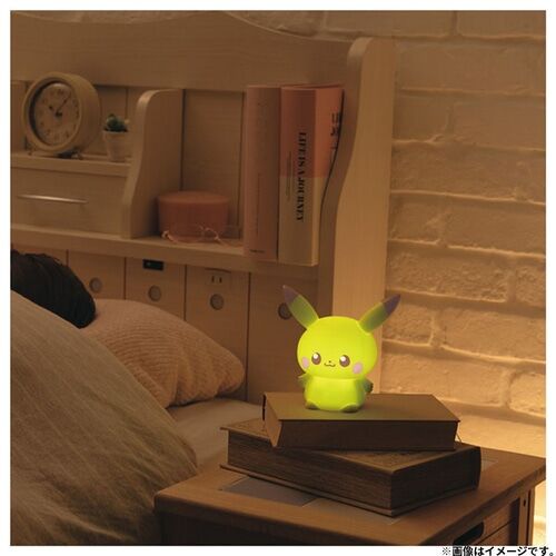 Pikachu Pokepiece Puni Kyun light