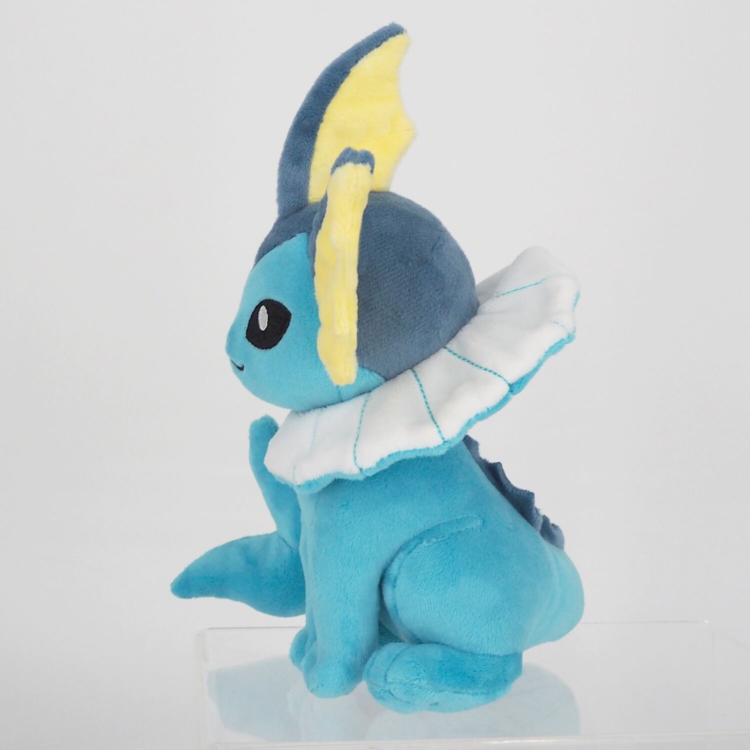 Vaporeon Plush - 22 cm