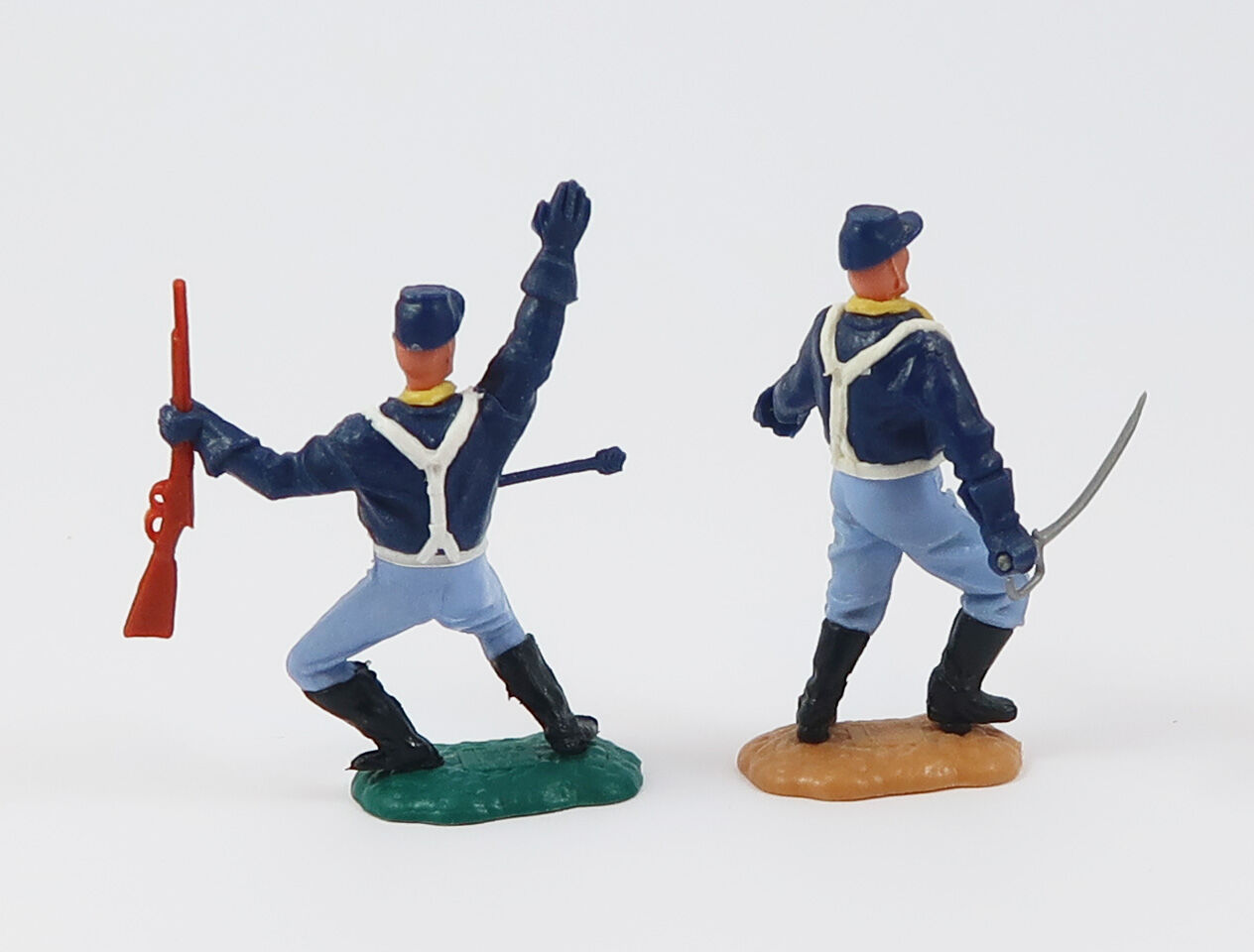 Timpo 2 ACW mit Gewehr und Säbel