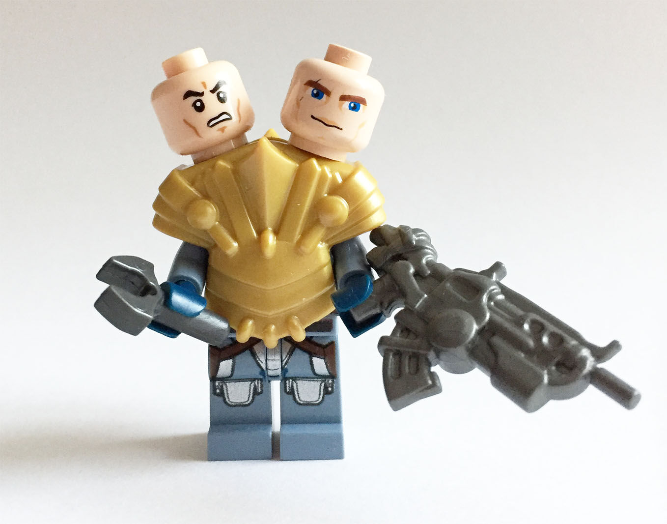 lego_minifigur_pr_goratschin LEGO Minifigur Doppelkopfmutant (Perry Rhodan)