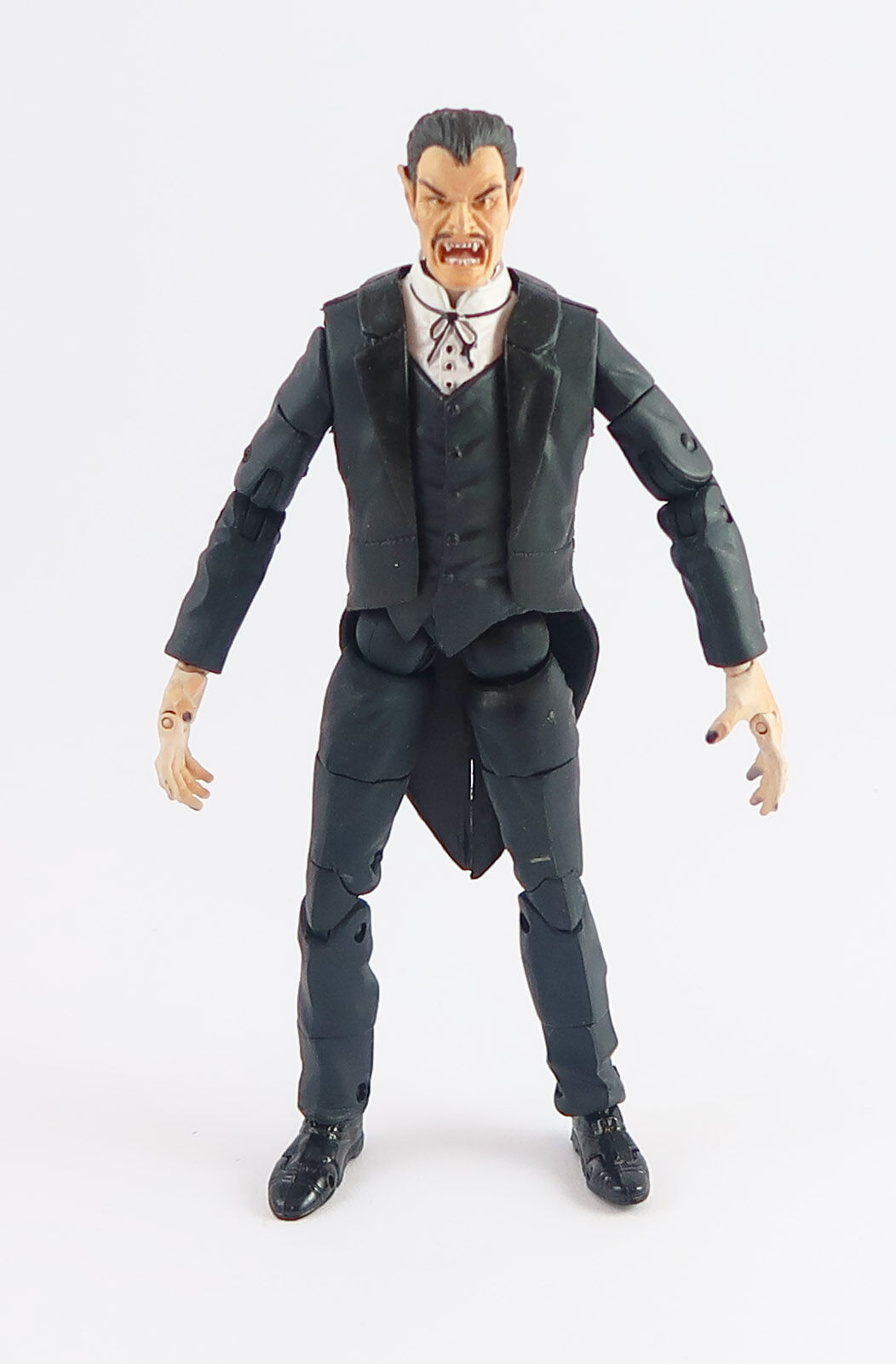 dracula_marvel_actionfigur_front Dracula Actionfigur Marvel