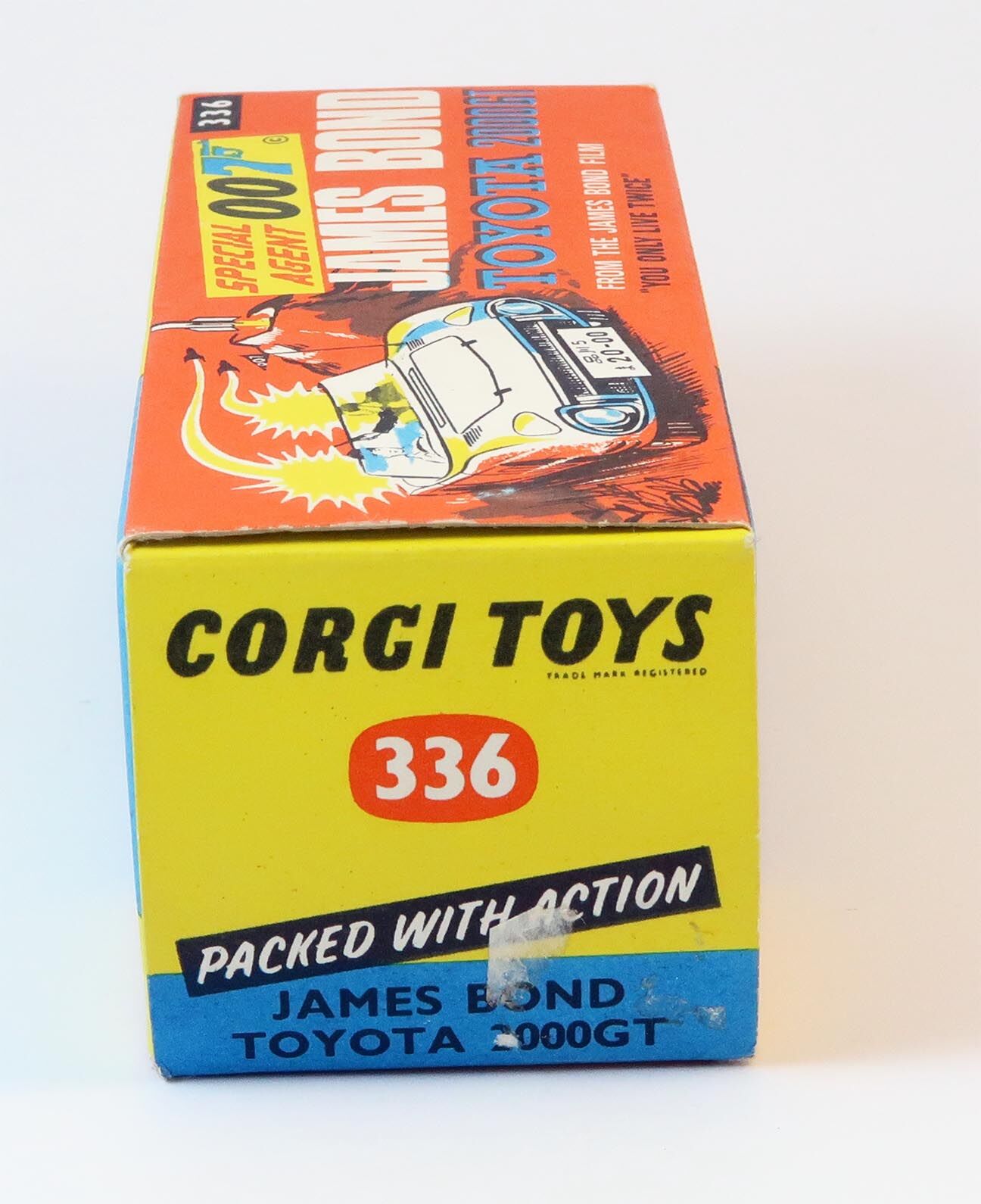 James Bond Toyota 2000 GT CORGI Toys 1966